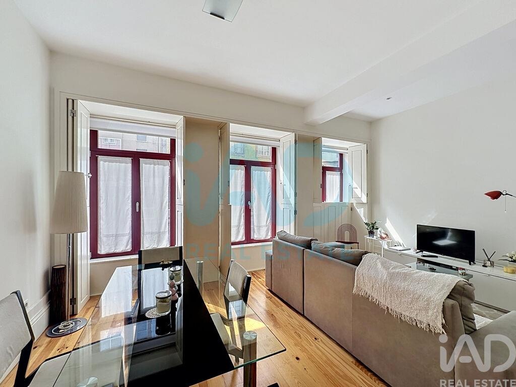 Apartment in Porto - Image 2