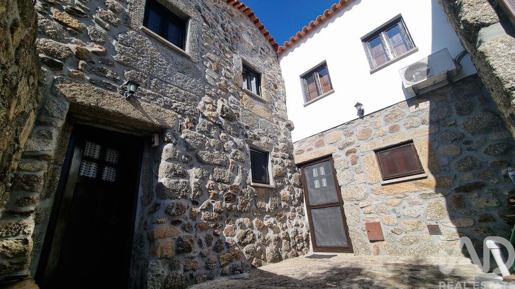 House in Linhares - view 1