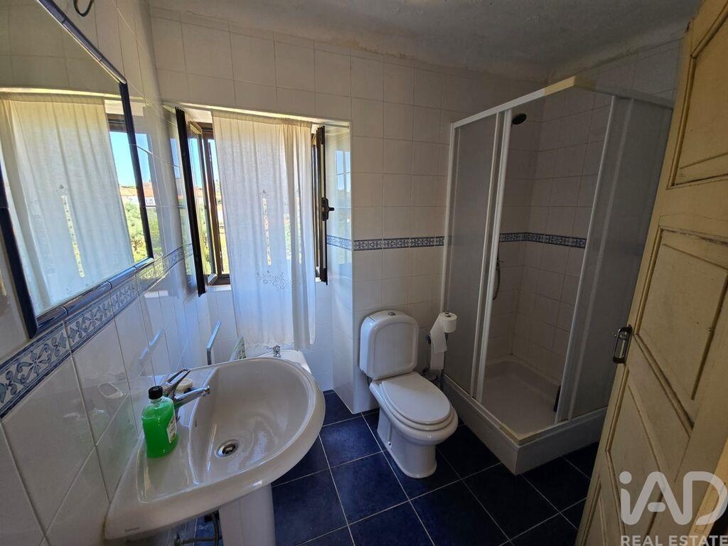 House in Pedrogao Grande - Image 4