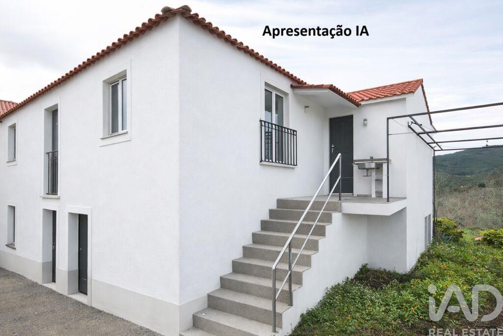 House in Alvares - Image 2