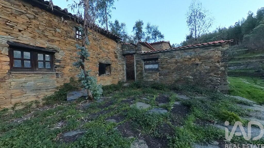 House in Pedrogao Pequeno - view 1