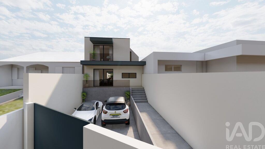 House in Viana do Castelo - Image 4