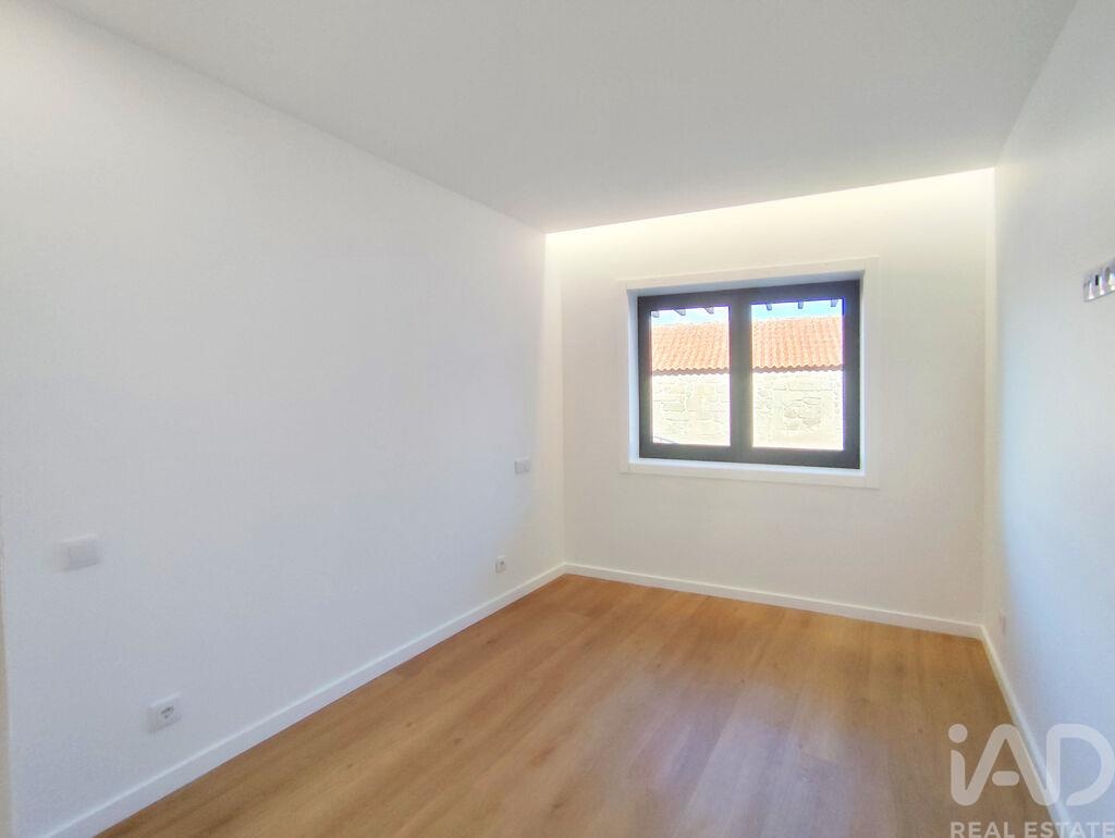 Apartment in Viana do Castelo - Image 5