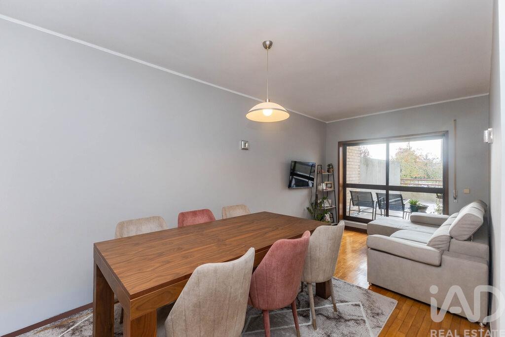 Apartment in Aguas Santas - Image 2