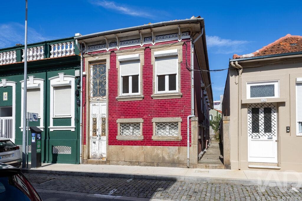 House in Matosinhos - view 1