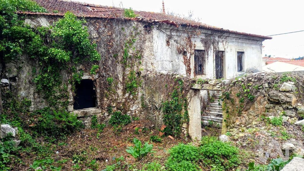 House in Barcouco - Image 3