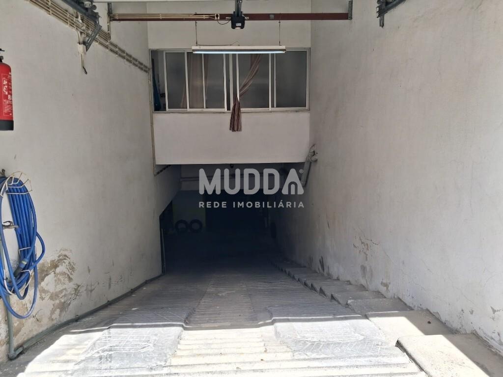 Garagem Box 16m² no centro de Caldas da Rainha | Excelente investimento imobiliário