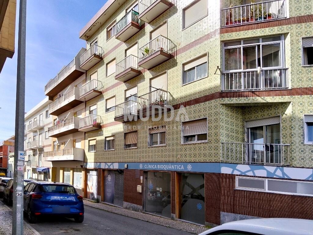 T2 Duplex no coração de Caldas da Rainha  Luz, espaço e autenticidade no centro da cidade