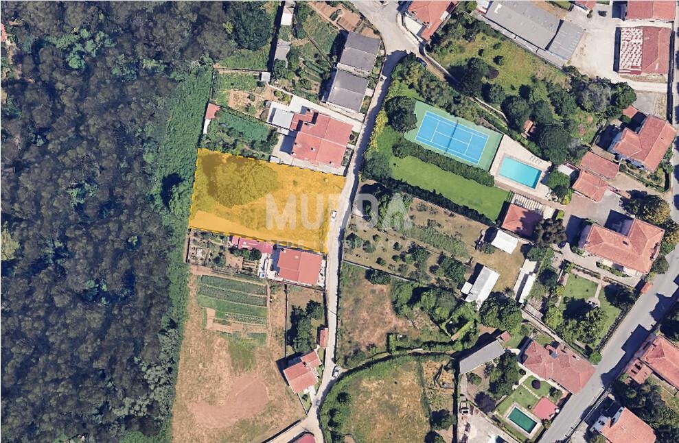 Terreno para Venda em Santa Lúzia - 1480 m²