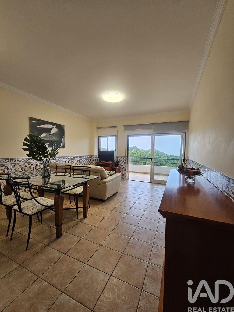 Apartment in Oura - Image 5