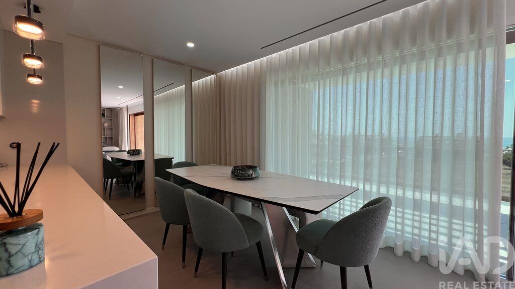 Apartment in Quarteira - Image 5