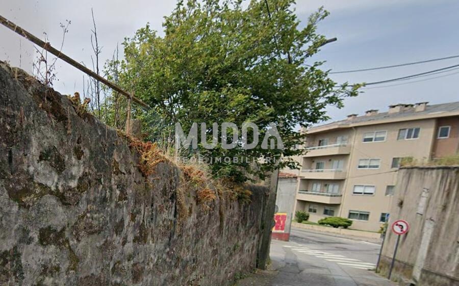Land for sale in Vila Nova de Gaia, Portugal — €600,000