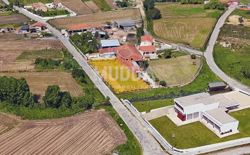 Terreno à Venda em Valega, Ovar – 750m² para Construção de Moradia