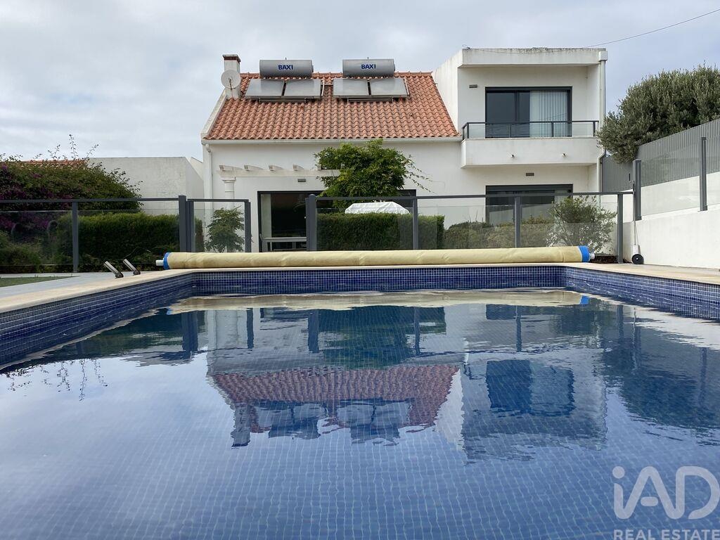 House in Lourinha - view 1