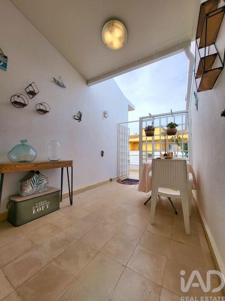 Apartment in Santa Luzia - Image 3