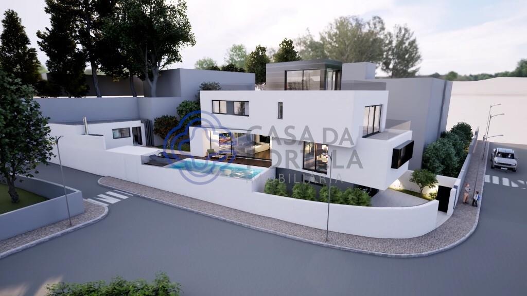 Vivenda de luxo T3  em construção.