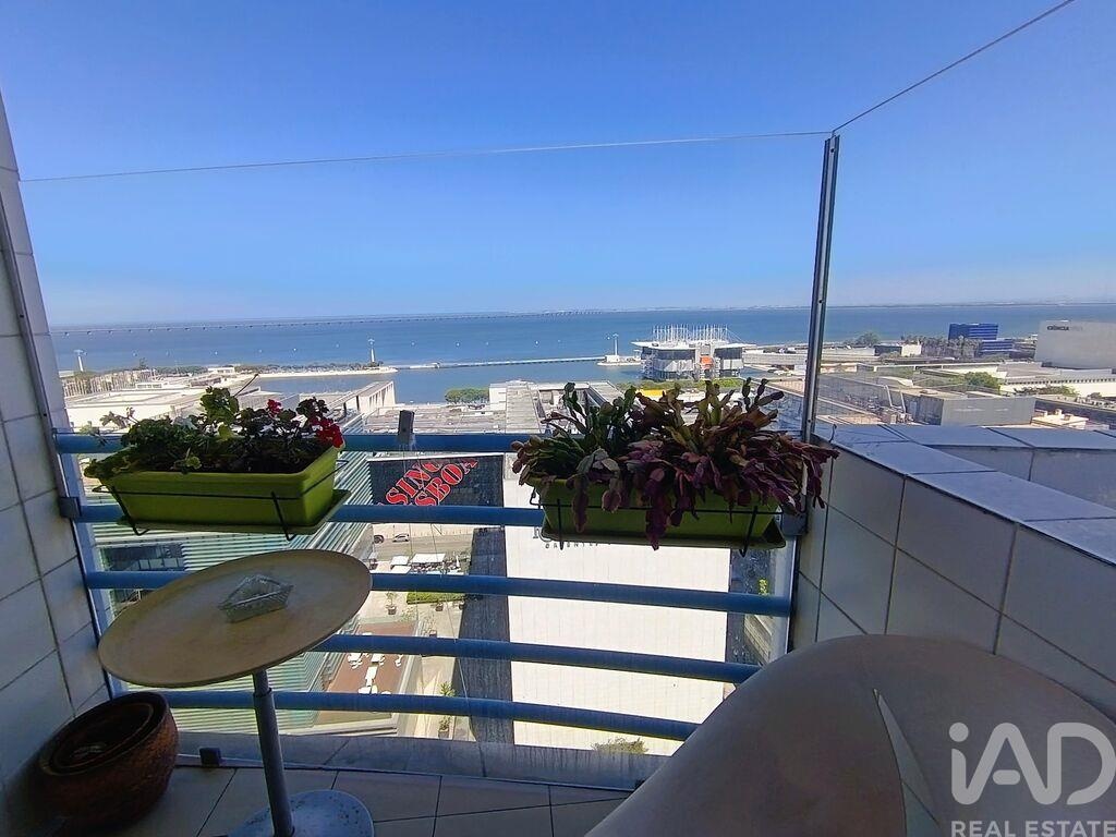 Apartment in Olivais - view 1