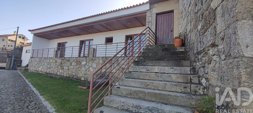 House in Vila Nova de Cerveira - Image 5