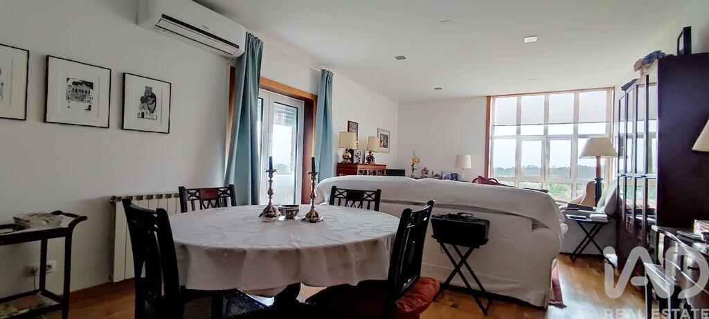 Apartment in Vila Nova de Cerveira - Image 2