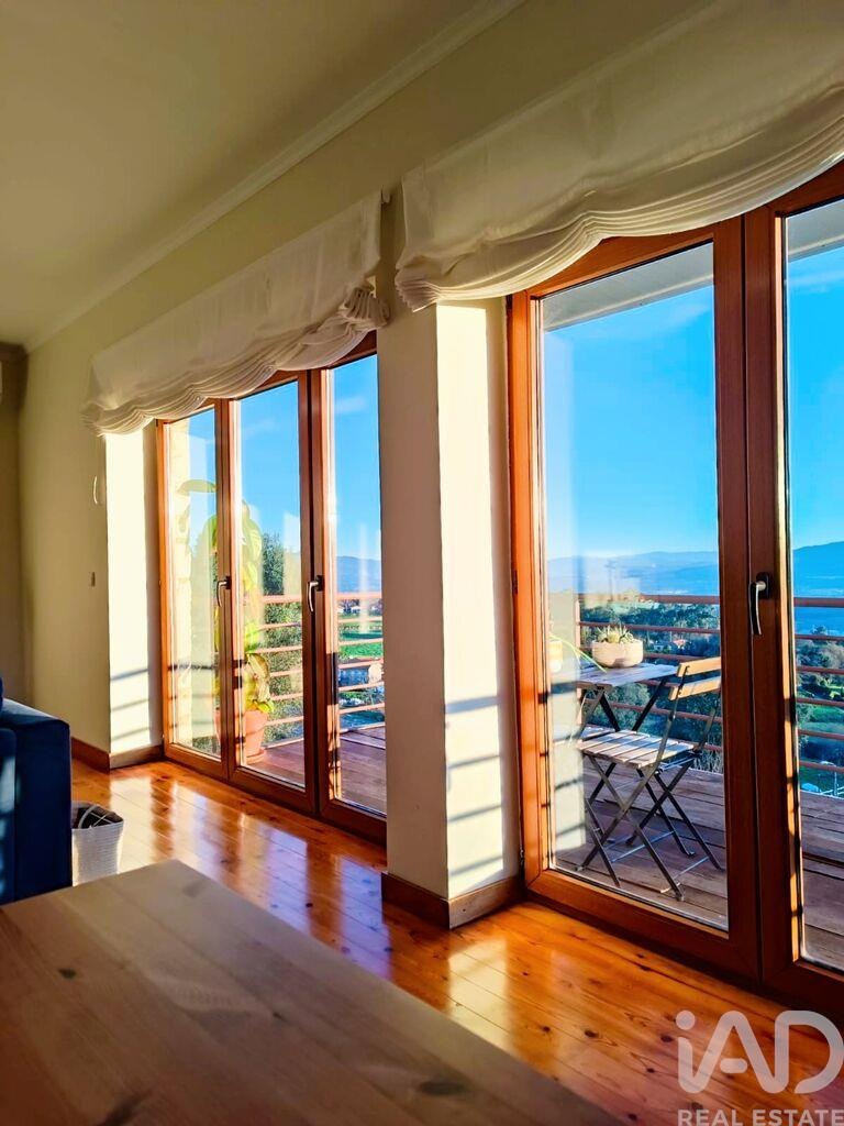 House in Vila Nova de Cerveira - view 1