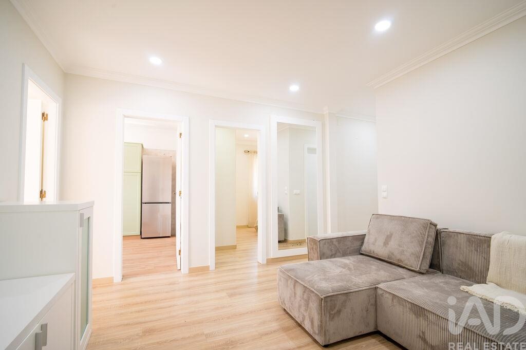 Apartment in Atouguia da Baleia - Image 2