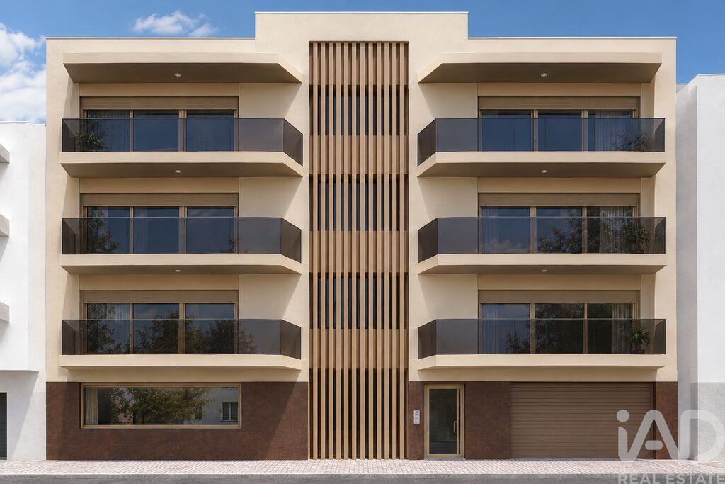 Apartment in Quarteira - view 1