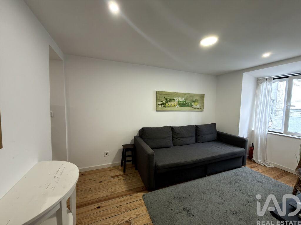Apartment in Lisbon - Image 4