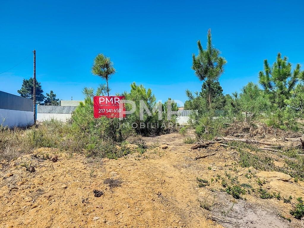 Land for sale in Seixal, Portugal — €180,000