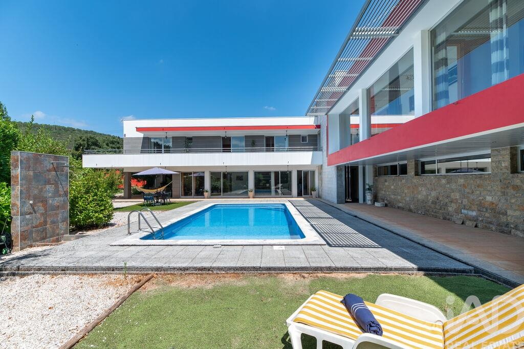 House in Pousaflores - view 1