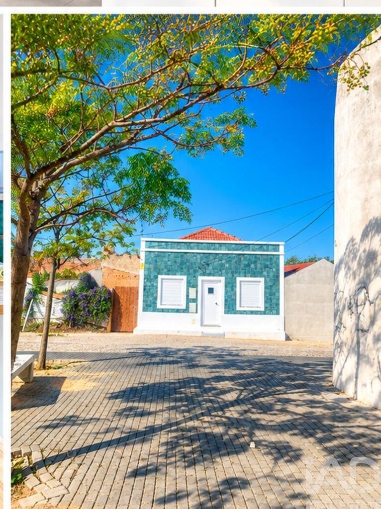House in Setubal (Sao Sebastiao) - view 1