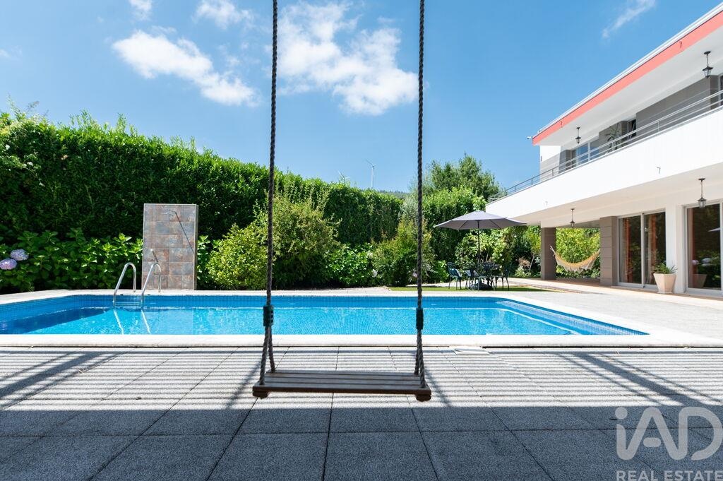 House in Pousaflores - Image 3