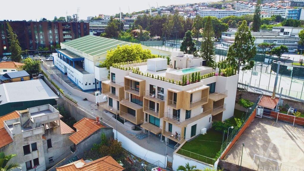 Apartment in Sao Martinho - Image 5