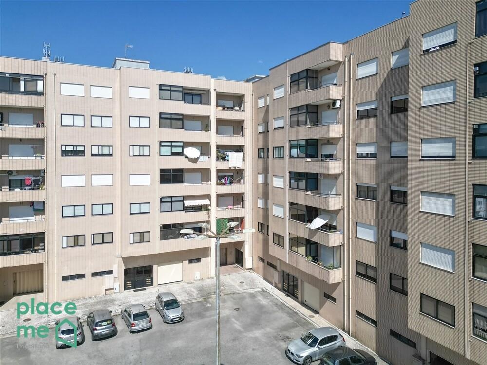 Apartamento T1+1 próximo da Estação de Comboios