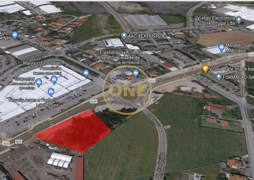 Land for sale in Vila Nova de Famalicão, Portugal — €820,000
