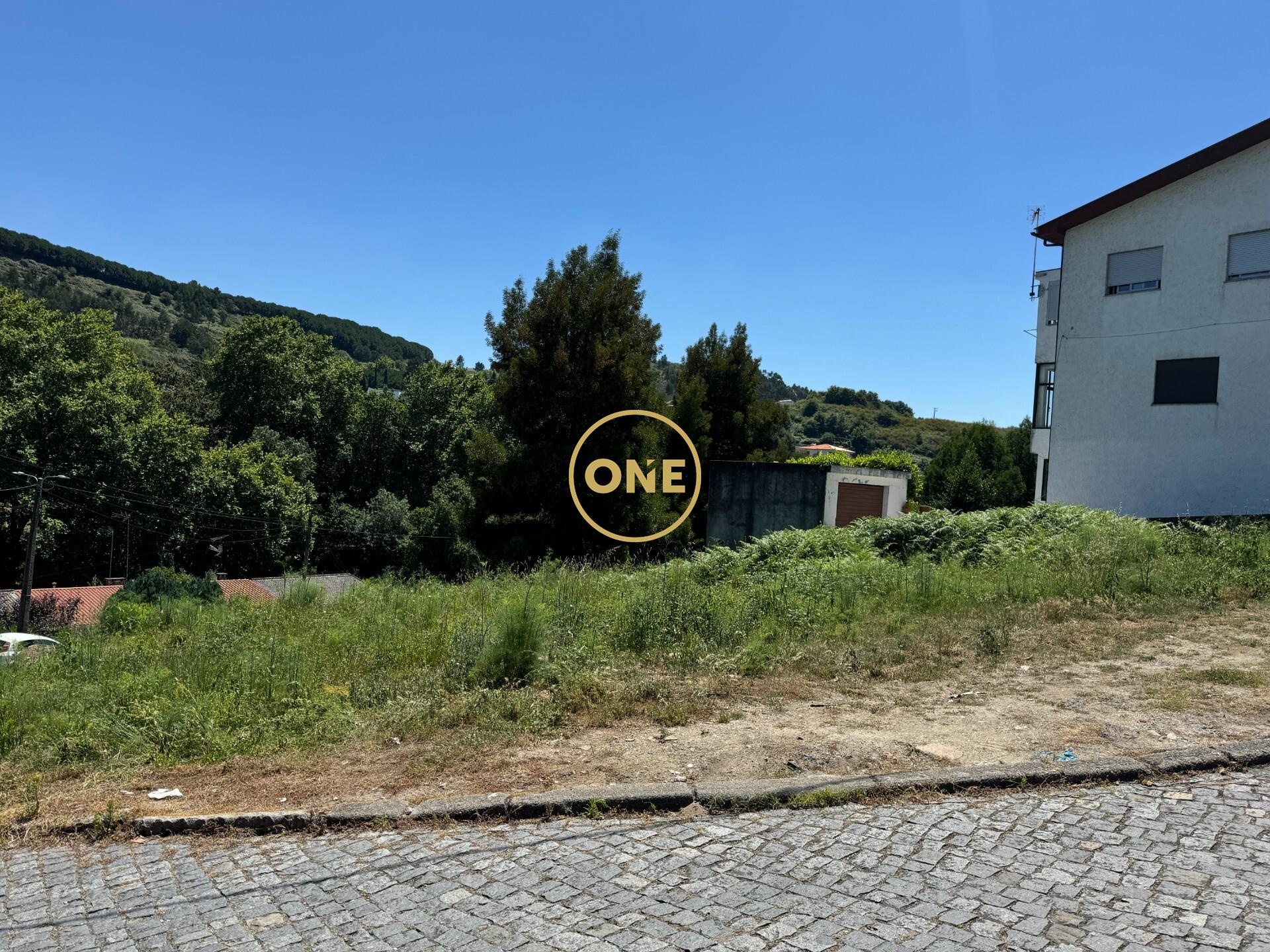 Land for sale in Vila Nova de Famalicão, Portugal — €67,000