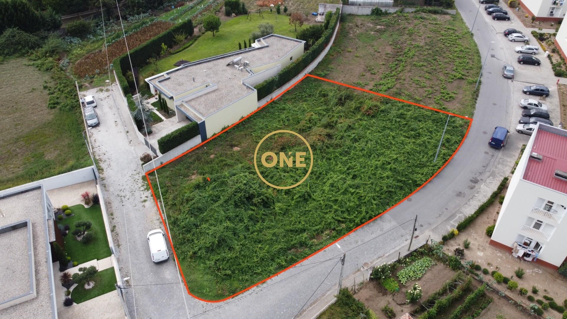 Land for sale in Santo Tirso, Portugal — €87,000