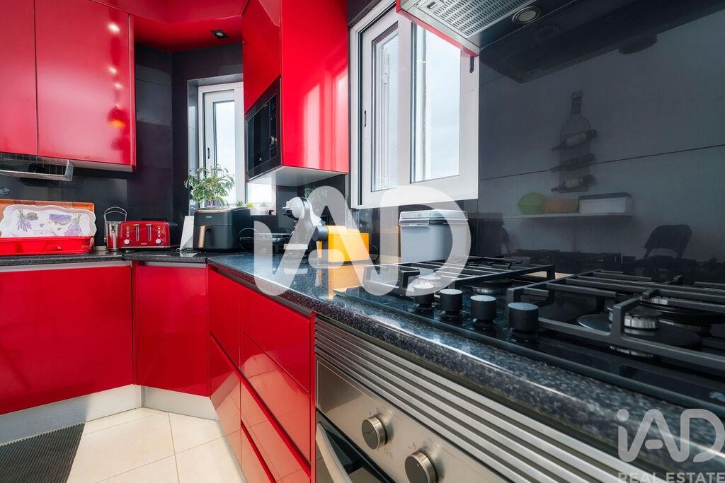 Apartment in Quarteira - Image 5