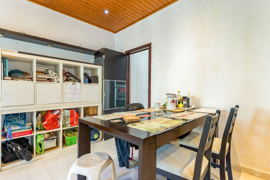 Apartment in Alges - Image 5