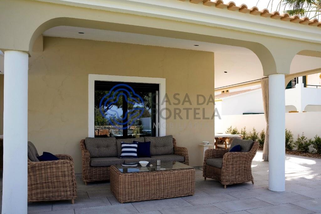 Moradia de Luxo em Primeira Linha de Mar, Albufeira