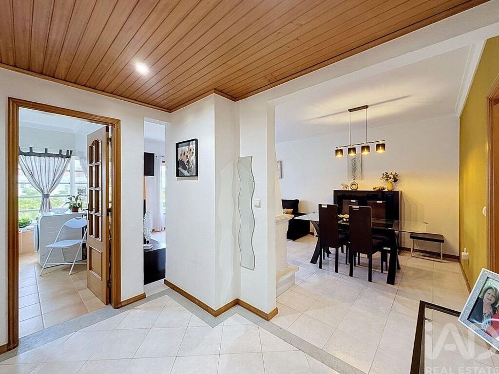 Apartment in Pinhal Novo - Image 2