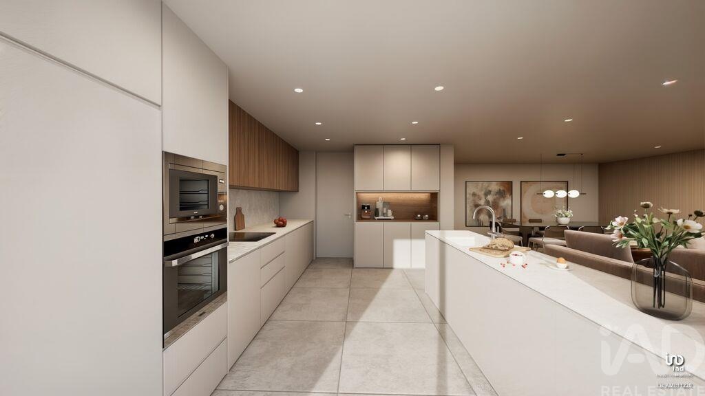 Apartment in Areosa - Image 4