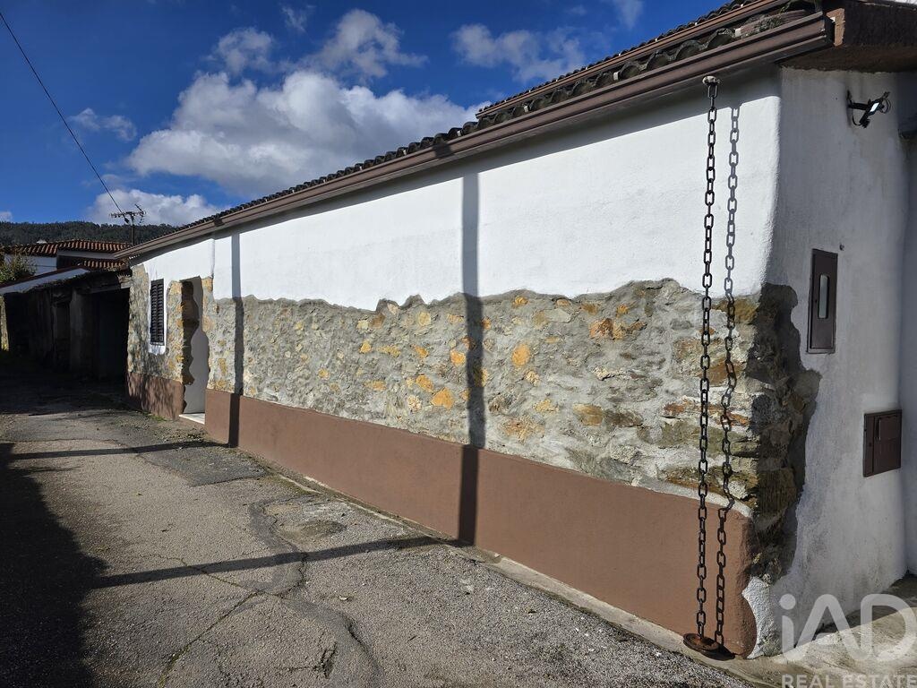 House in Vila Nova de Poiares - Image 2