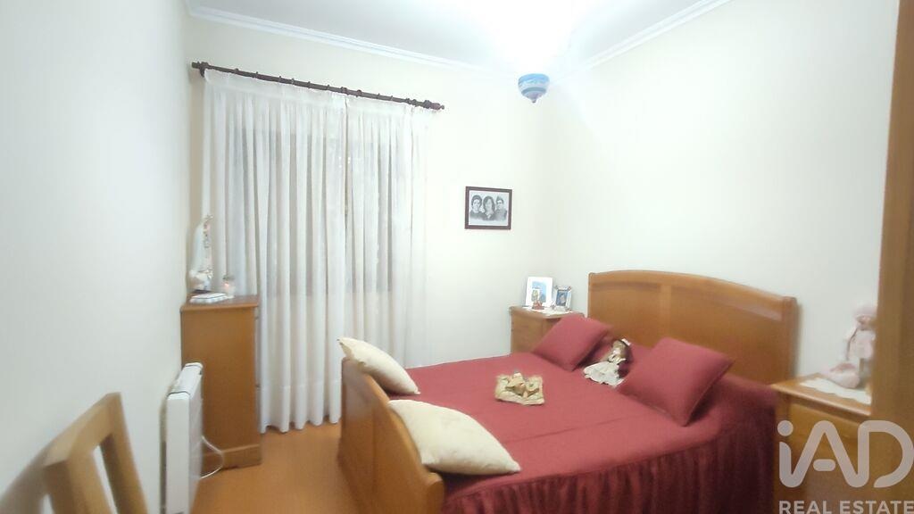 Apartment in Ponte de Lima - Image 4