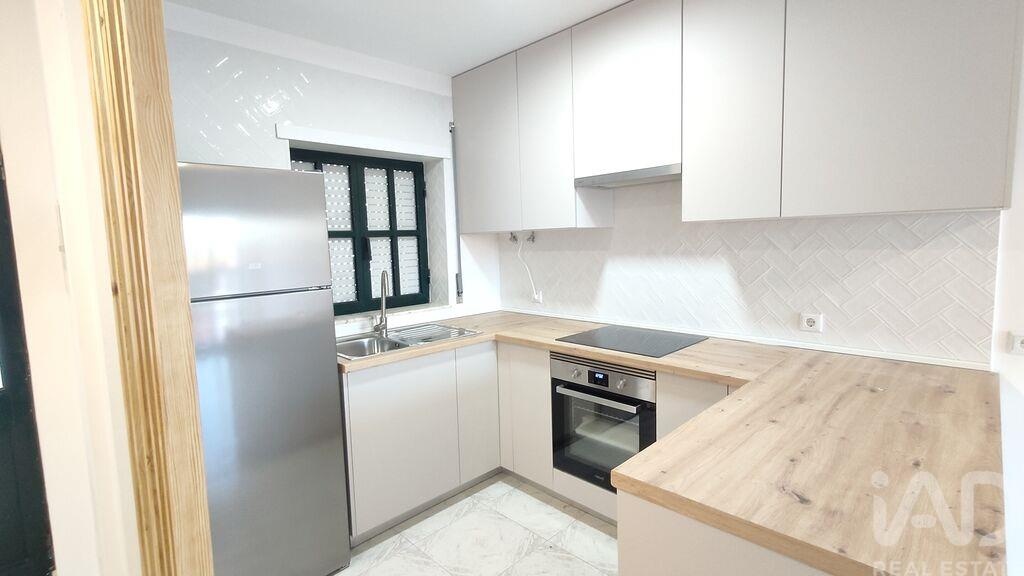 Apartment in Vila Nova de Cerveira - Image 5