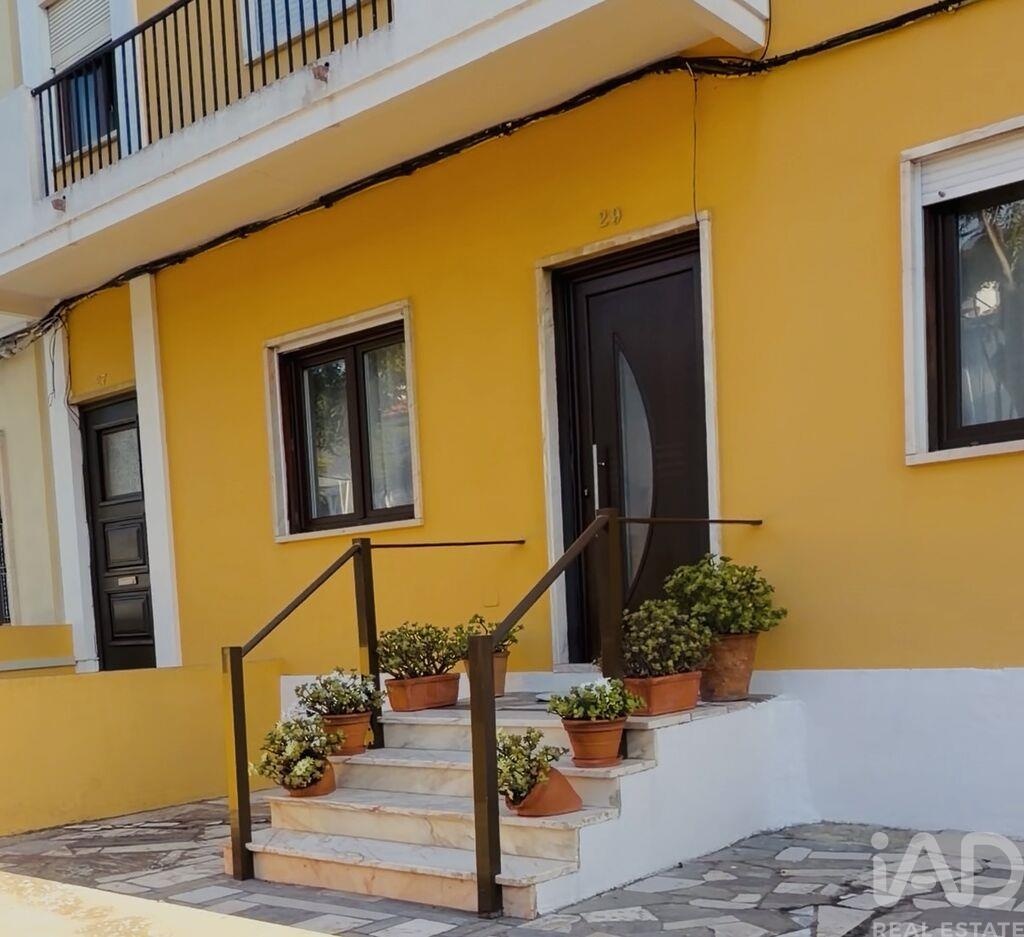 Apartment in Sines - view 1