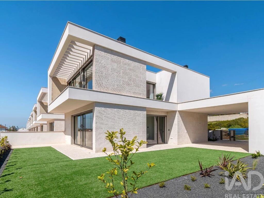 House in Rio Maior - Image 2