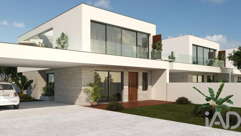House in Rio Maior - Image 5