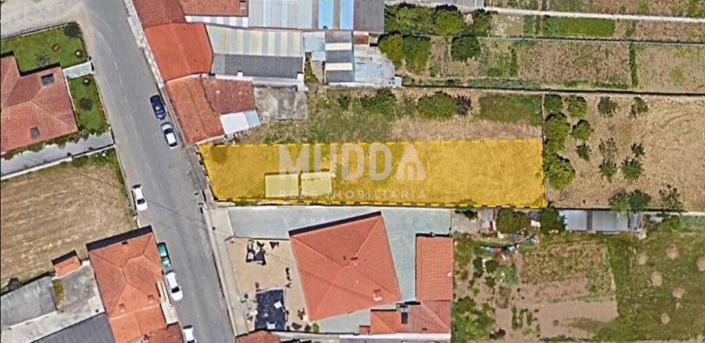 Terreno para venda em Arada