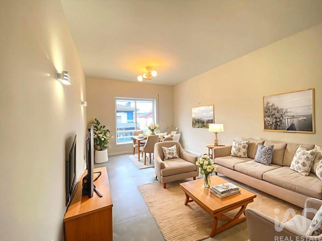 Apartment in Rio Tinto - view 1