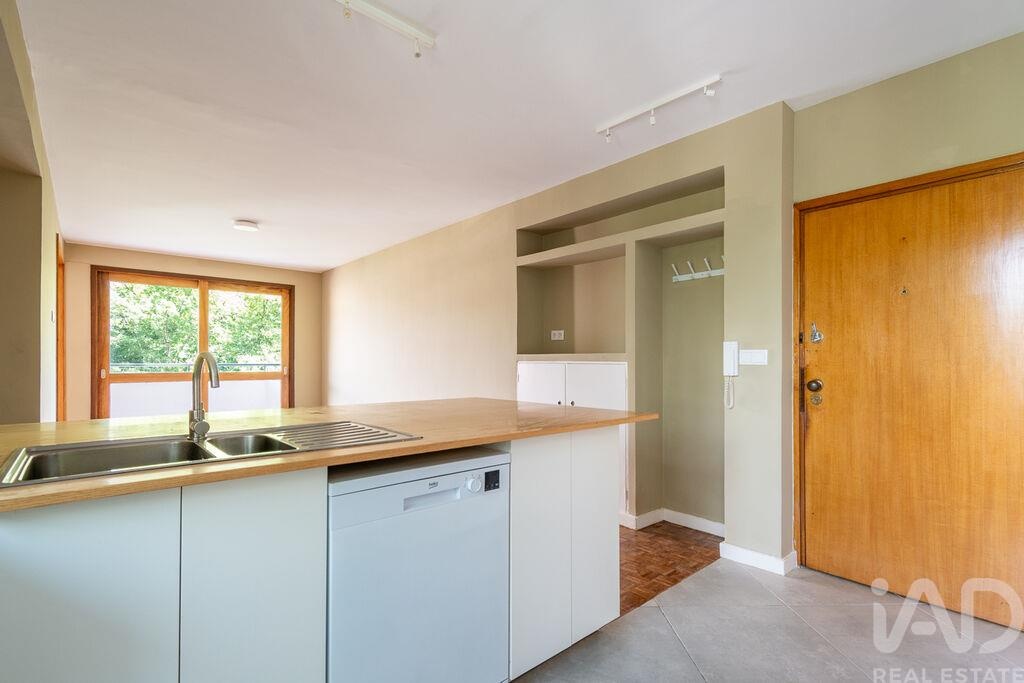 Apartment in Foz do Douro - Image 4